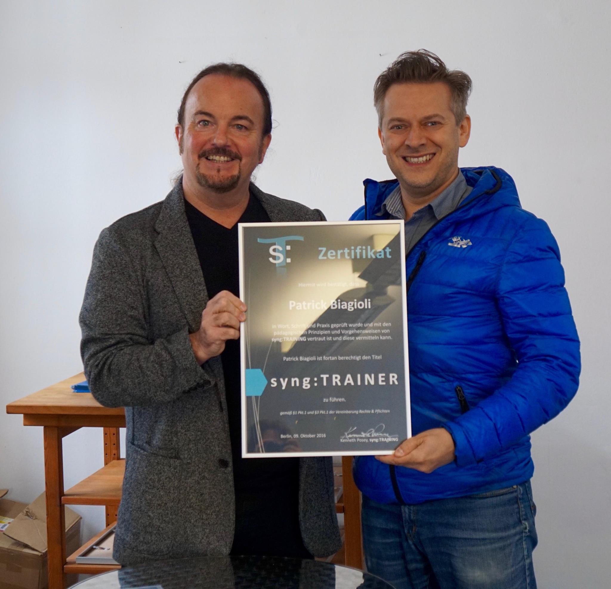 Zertifikat syng:TRAINER, Berlin 2016, mit Kenneth Posey